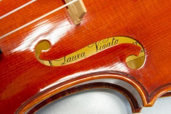 中古ヴァイオリン Laura Vigato(ローラ ヴィガート) イタリア新作